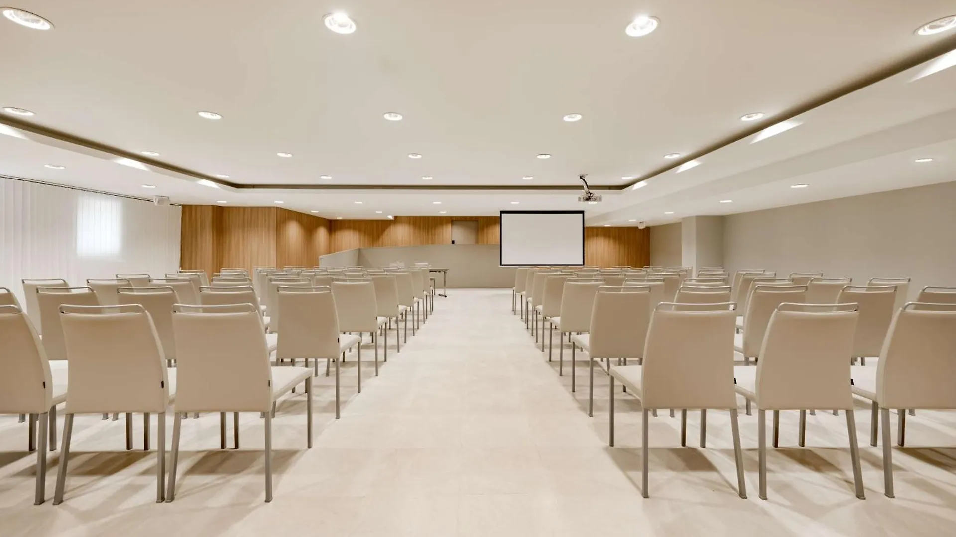 Nh Malaga Hotel